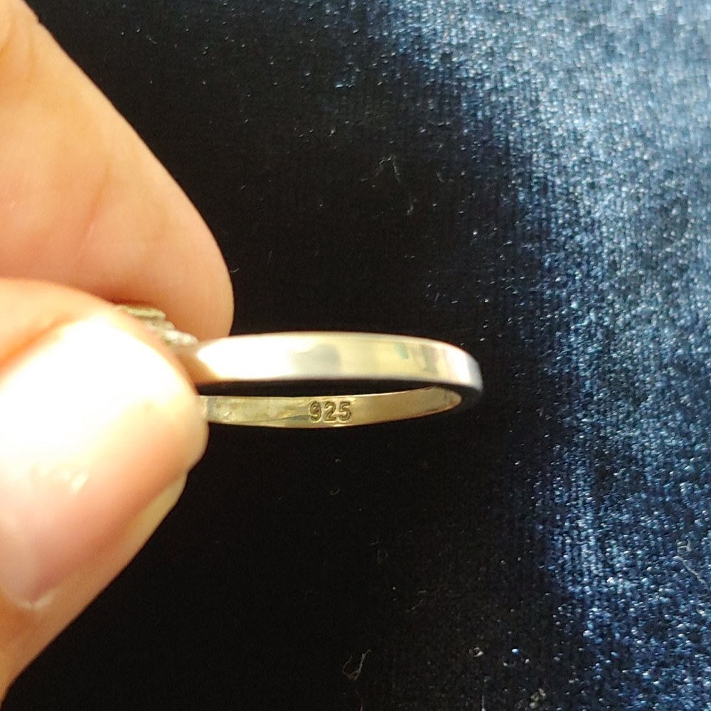 Sterling Ring - Picture 2 of 3